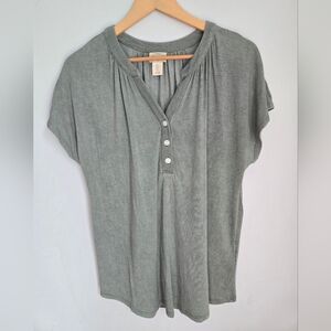 TELLURIDE CLOTHING COMPAGNY Soft Sage Green Rayon Flowy Top